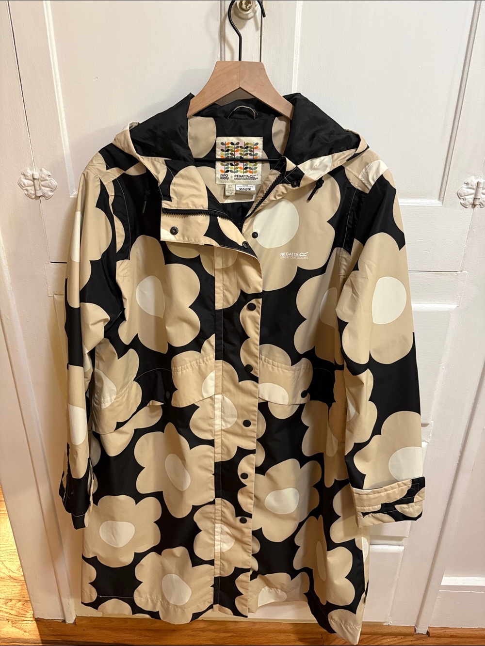 Orla Kiley x Regatta Cream and Black Trench Size XL Like New